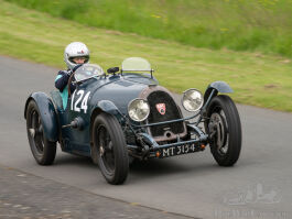 BNC%20529%202%20Seats%20Sports%201928%20-%20UK%20-%20BLAKE%20Rachel.jpg